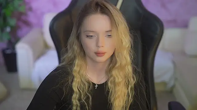 [3 Oct 07:39] Spy Show - video của người mẫu cam Cassy-Celestial_