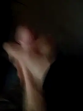 [17 Mar 10:15] Public Show - video by ySqmbVanbe cam model