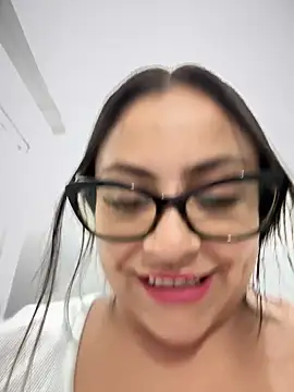 Everything comes out of me 😱😱😱 - βίντεο μοντέλου Angie_e