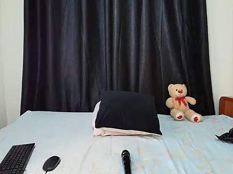 [17 May 02:28] Private Show - video by ebony_shilly3 cam model