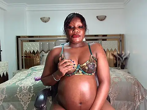 [10 Jan 04:44] Private Show - video by ebony_shilly3 cam model