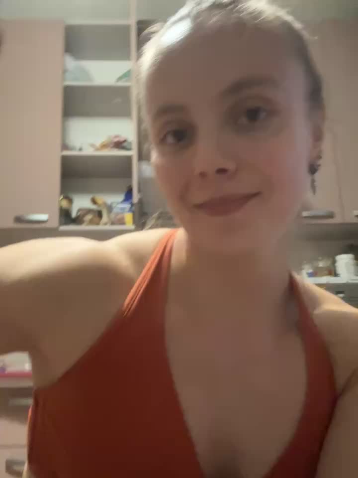 Private Show - Vídeo de AlisaKissss, modelo de vídeos