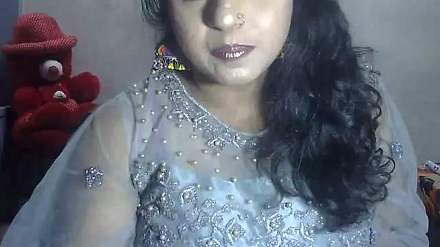 [6 May 16:34] Private Show - vidéo du modèle de showcams Sexy_komolika