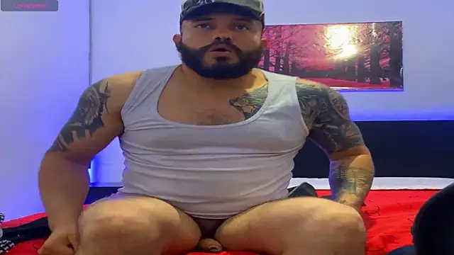 [22 Nov 09:32] Private Show - video by Vince_Reynolds cam model