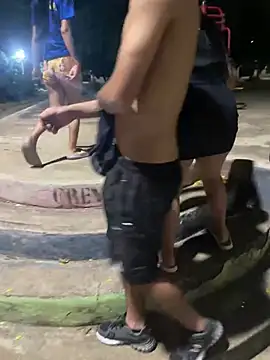 [13 Jun 01:37] Spy Show - Vídeo de royalgirls_x, modelo de vídeos