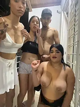 [20 Nov 23:19] Private Show - Vídeo de royalgirls_x, modelo de vídeos