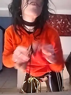 Figa sputacchiosa :) - فيديو من freyamoret موديل الكام
