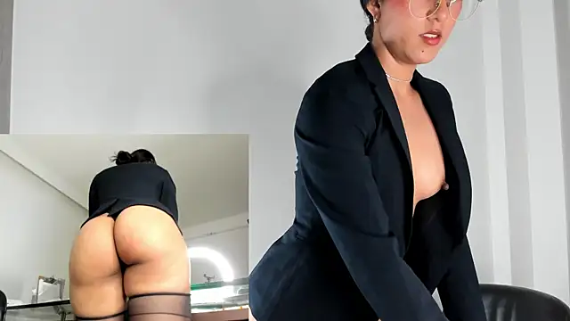 your secretary is excited to wait for you - video by DaraBeckett cam model
