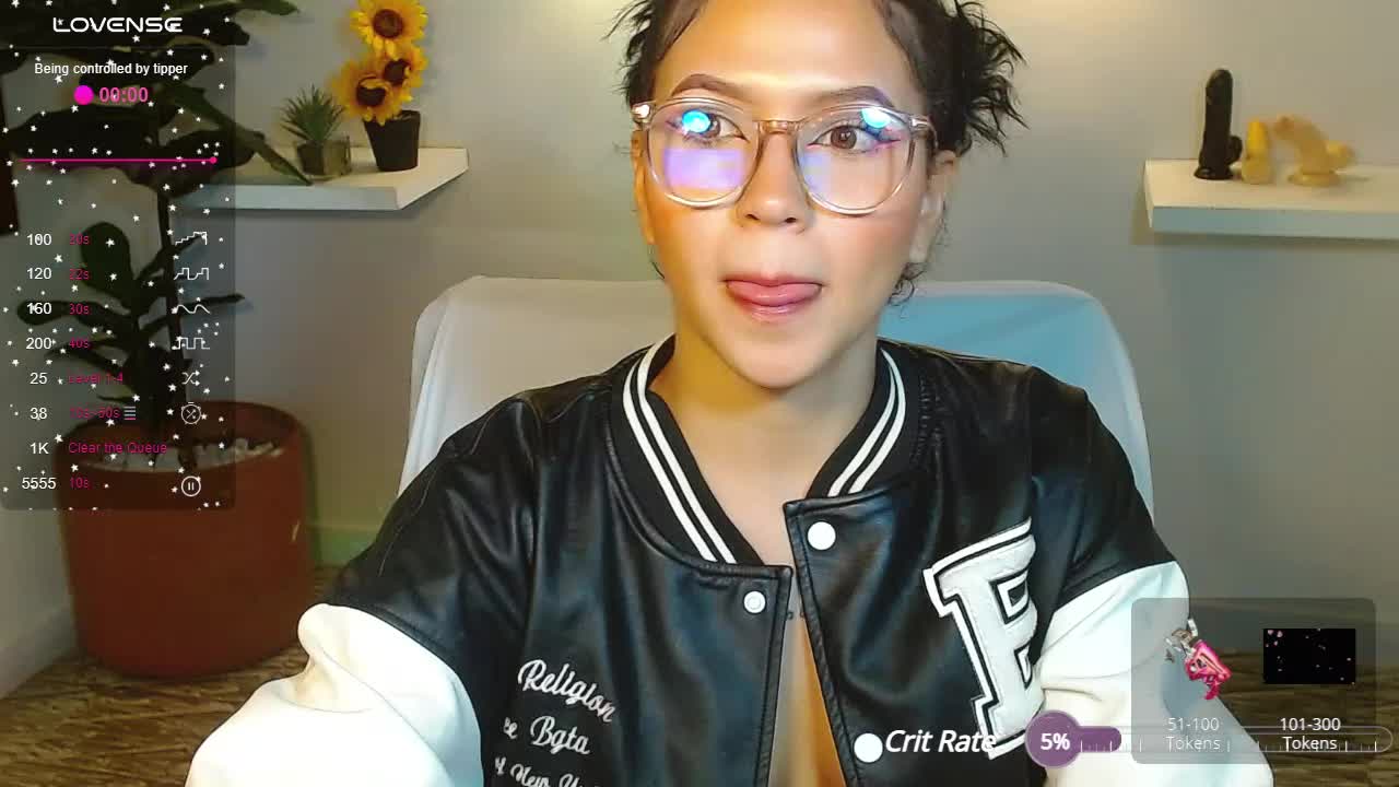 [29 Nov 03:38] Private Show