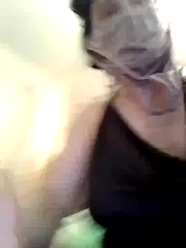 Posing in many dirty panties - video od modelky/modela PleasingPilot1