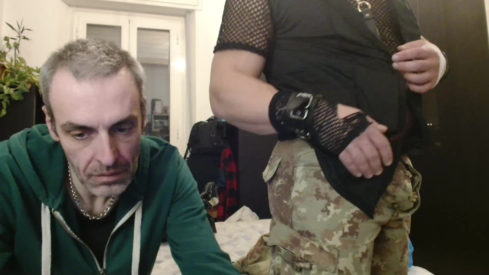 see my ass Private Show - video av LeleMrBoa93-FF cam-modell
