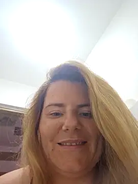 masturbation in the shower - video av KarlyGray10 cam model