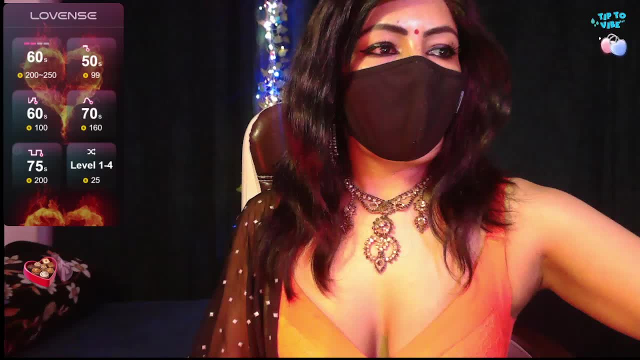 Strip dance 🩰 - video by Aashiya- cam model