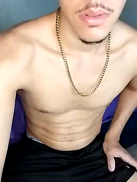 Gozando gostoso 😋 - 視頻由 MicaelRian69 主播提供