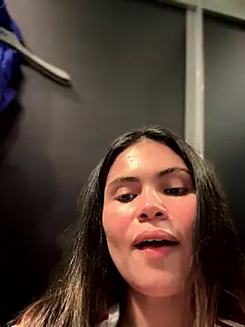 Teasing in public changing room - melanny10 캠 모델의 동영상