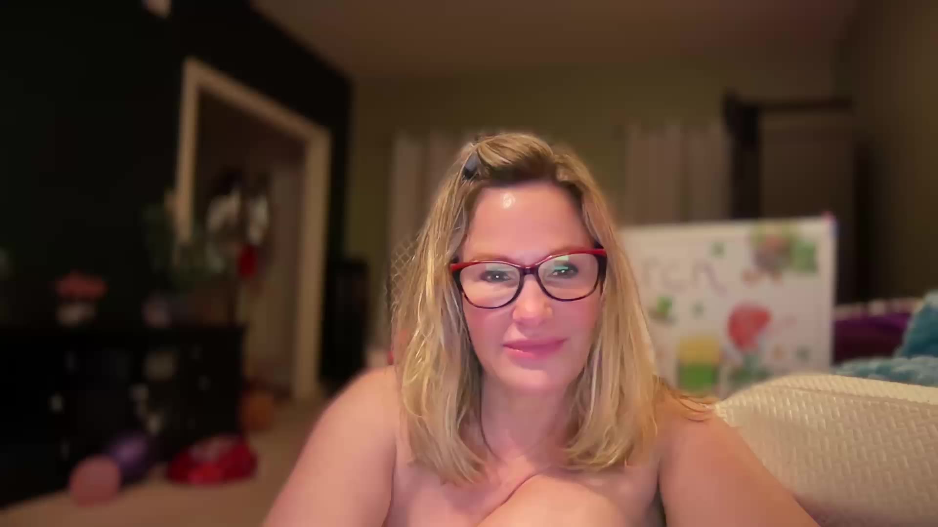 Sexy Milf Stuff... Private recording for your enjoyment..