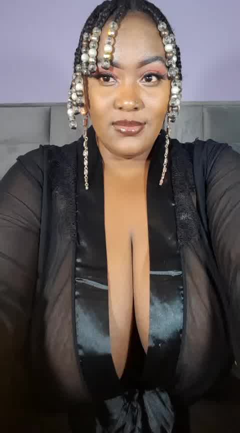Best blowjob ever - clip cu Thasha8 model videochat