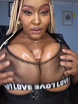 tittie fuck,oily tits - clip cu Thasha8 model videochat