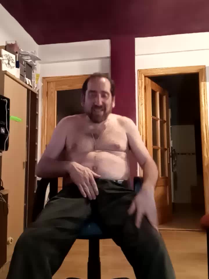 Striptease, masturbate,cum and shower - סרטון של tioenbolas78, דוגמן/ית מצלמה