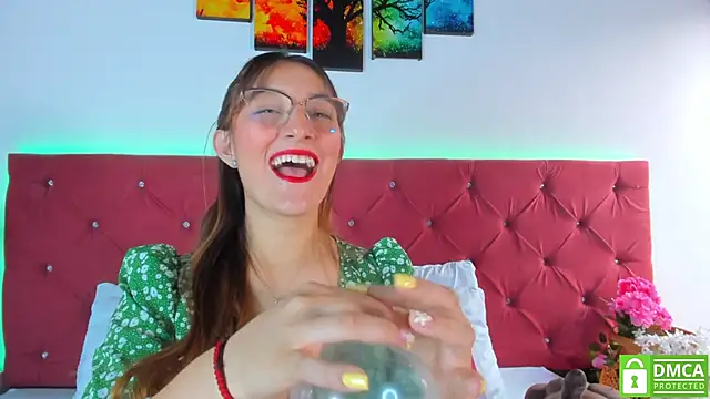 Enjoying a good blowjob and fucked hard - video by Ruth_harvey_ cam model