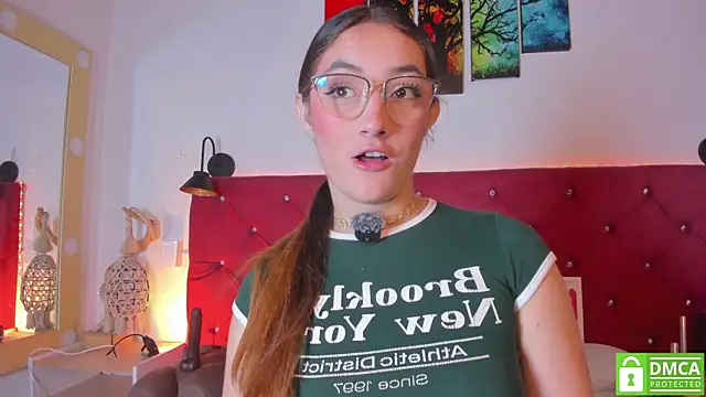 I gently touch my beautiful Pussy - video van Ruth_harvey_