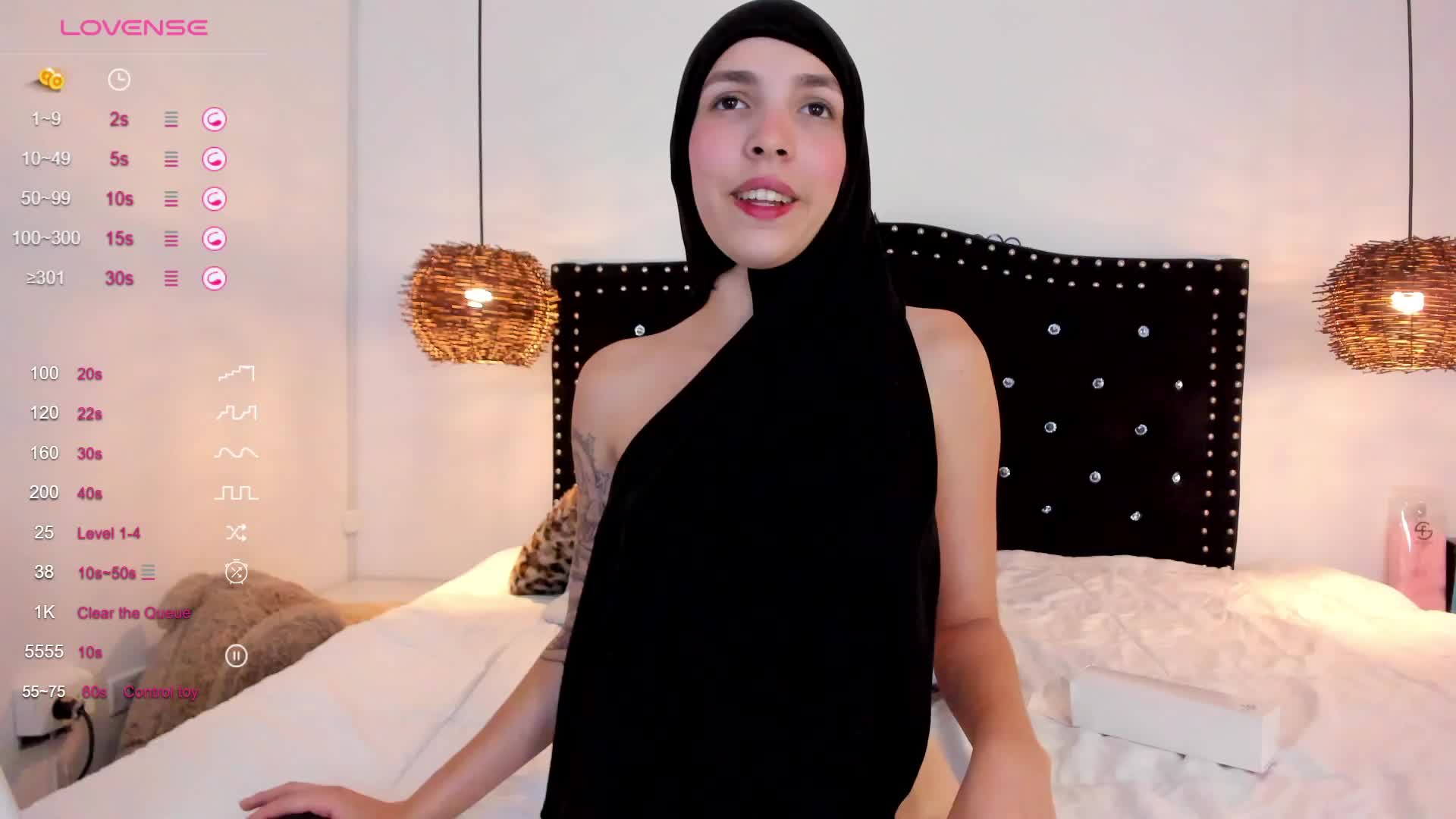 Ride dildo - video oleh model kamera _tahiya_