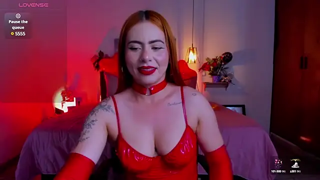 Red hot🔥🥵 - video by Dulce_charlottee cam model