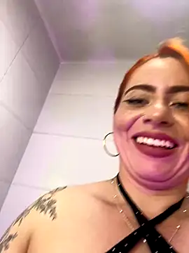 love shower - video by Dulce_charlottee cam model