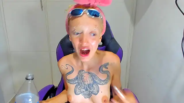 [11 Dec 22:26] Private Show - barbara_anal_squirt_主播的视频