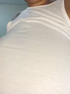 [20 Mar 22:54] Public Show - Gifttheskimaskboy014 캠 모델의 동영상