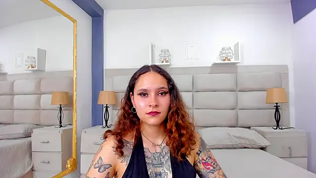 Mastúrbate whit me - video by AnnyThompson_ cam model