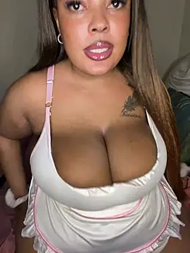 Messy Squirting Nurse - video by Katamia25