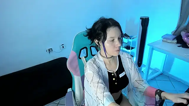 shinobu sit in your faceee - video by WandaDoll cam model