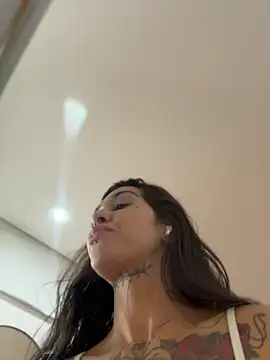 [17 Jun 22:03] Private Show