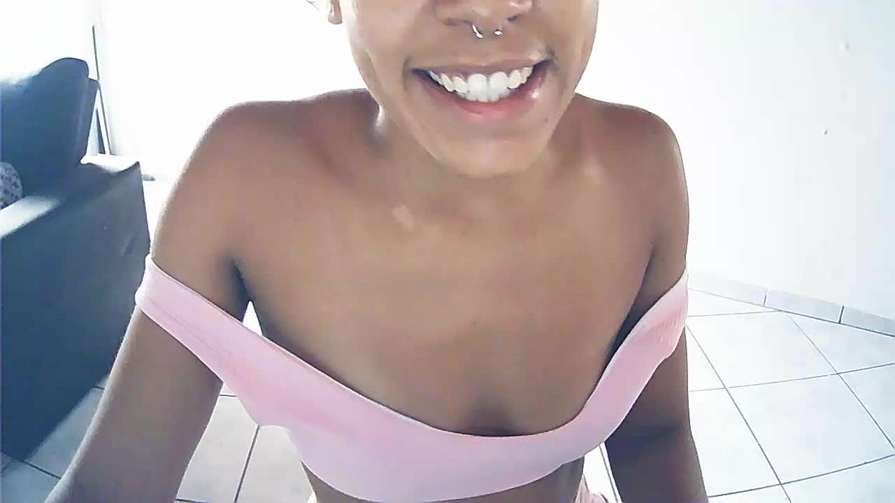 [2 Dec 15:15] Private Show - video by Julia_Pretinha cam model