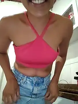 [28 Jul 13:30] Private Show - video by Julia_Pretinha cam model