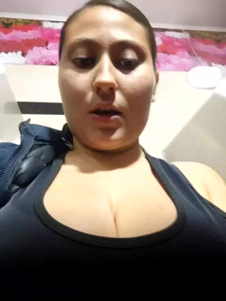 Show titts - ass - ক্যাম মডেল Celeem_-এর ভিডিও