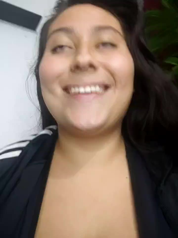 Show titts 🍊🍊💦 - ক্যাম মডেল Celeem_-এর ভিডিও