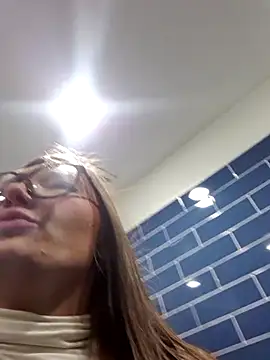 Fun in a bathroom stall 💦💦 people in next stalls - video by wildyoungNhorny cam model