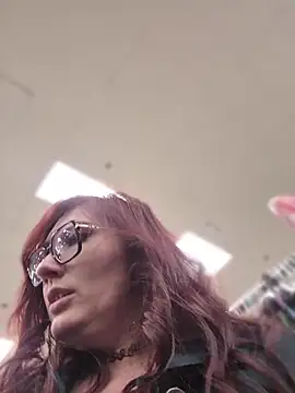 Quick fun in thrift store bathroom - Vídeo de wildyoungNhorny, modelo de vídeos