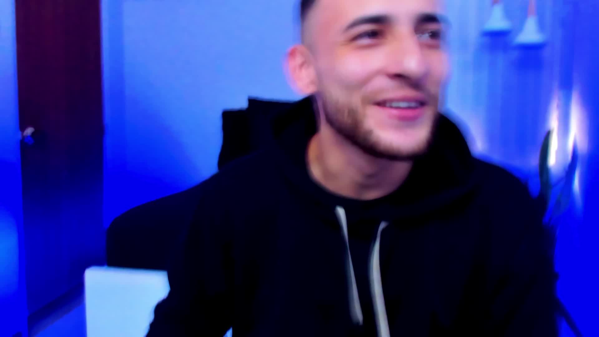 MY ASSHOLE IS ALL FOR U!!! - vidéo du modèle de showcams Drako_Lamar