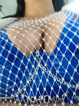 [30 Jan 10:11] Private Show I seduce strangers on public buses 😈 - Pp-ari4na03主播的视频