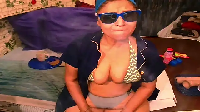 [2 Dec 01:33] Private Show - vidéo du modèle de showcams Indian_Blaze00