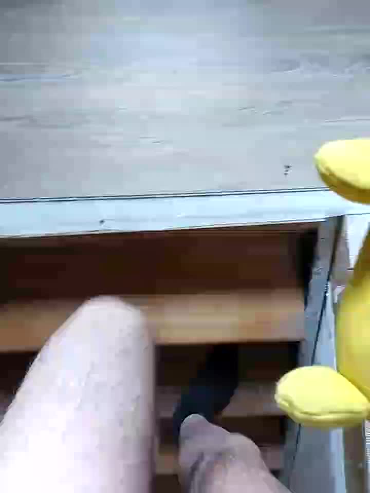 [25 Aug 16:33] Private Show - clip cu leon3875 model videochat