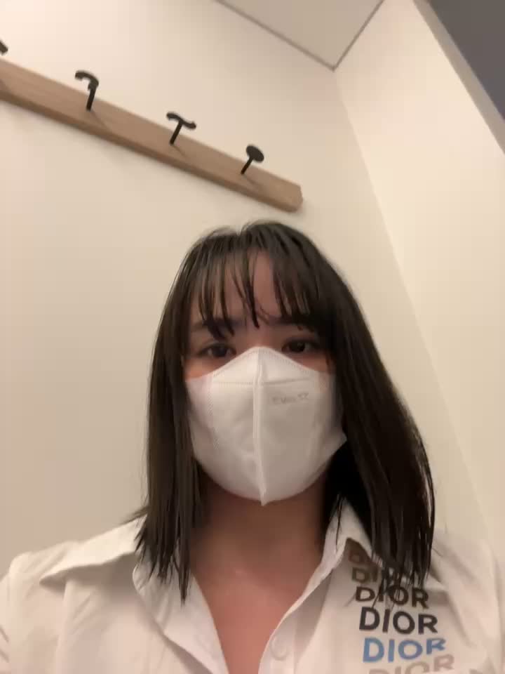 Private Show - video oleh model kamera May-Squirt