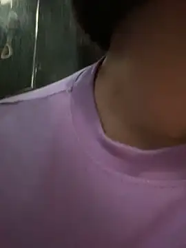 [26 Mar 19:46] Private Show - video oleh model kamera May-Squirt