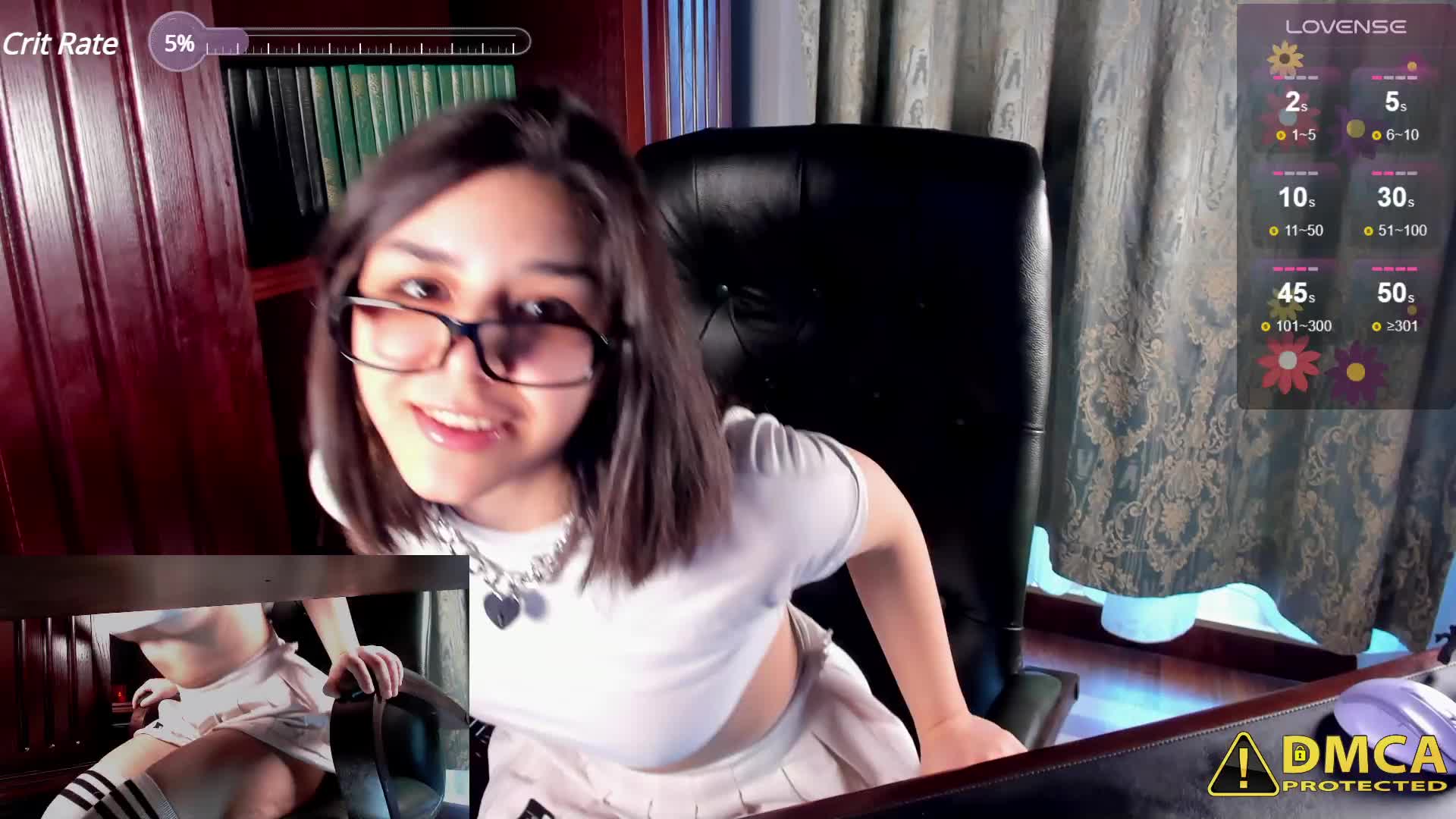 cutie with glasses does anal and squirts