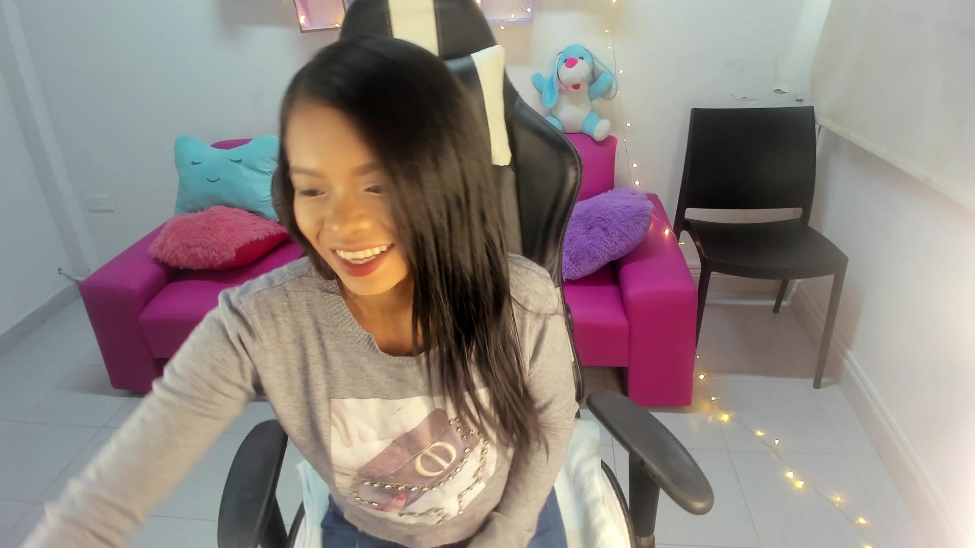 [22 Dec 07:04] Private Show - video by Lili_16 cam model
