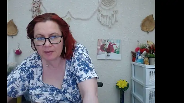 fingers - PlayfullMature 캠 모델의 동영상