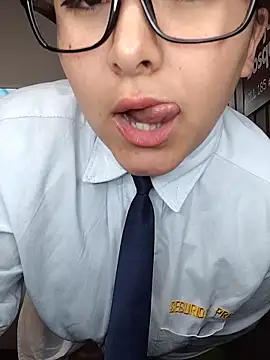 Put your face on my ass😏👩‍✈️